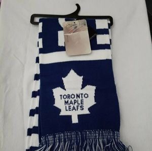 New Toronto Maple Leaf scarf